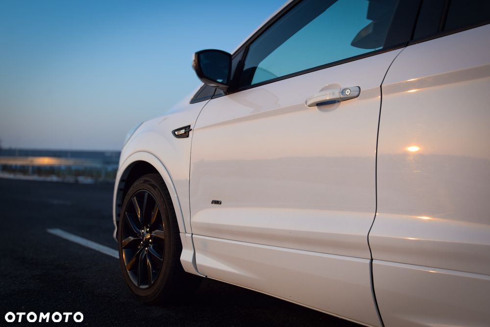 Ford Kuga 1.5 EcoBoost 4x4 ST-Line - 12