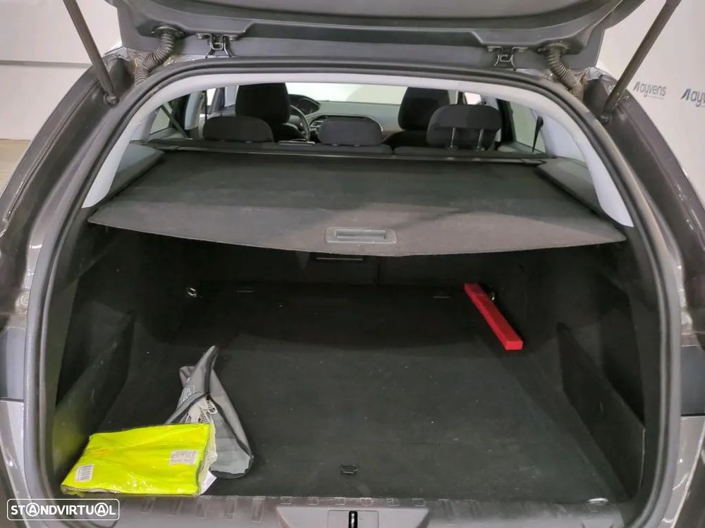 Peugeot 308 SW 1.5 BlueHDi Style - 11