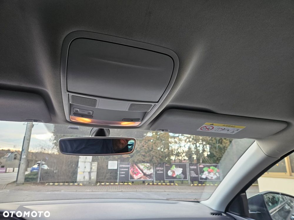 Skoda Octavia 1.6 TDI DSG Ambition - 25