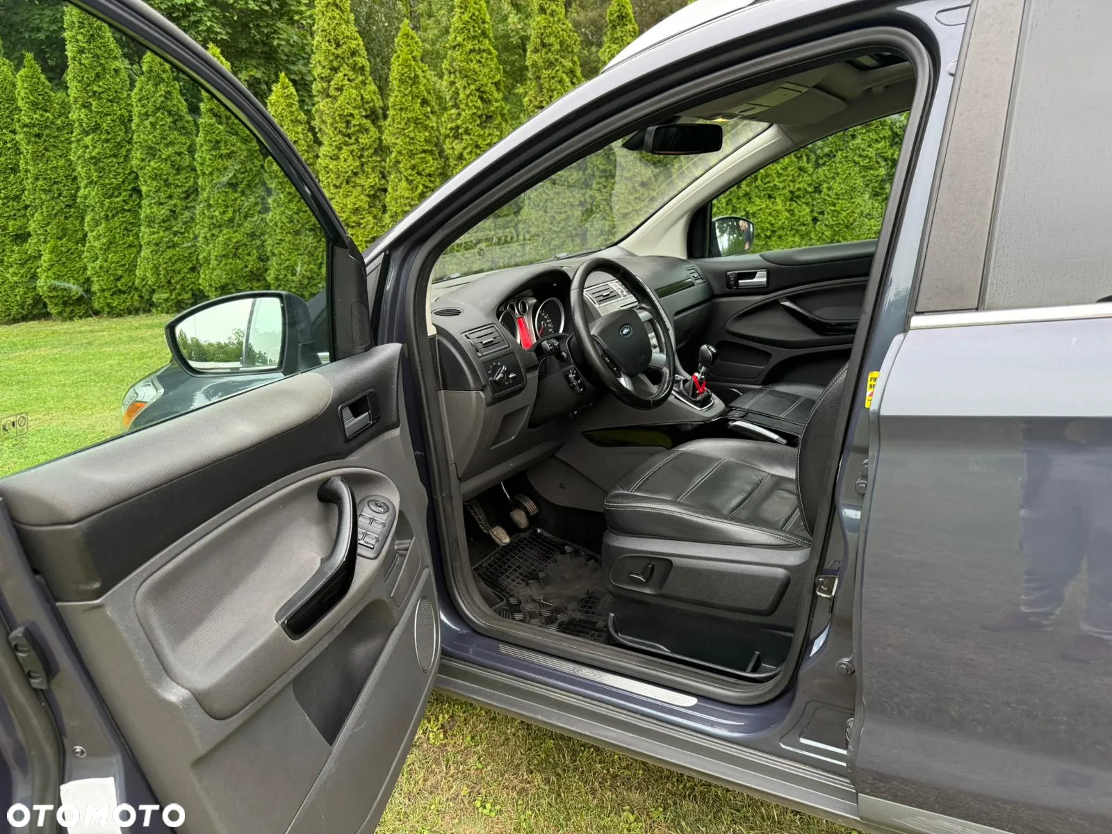 Ford Kuga 2.0 TDCi 4x4 Titanium - 10