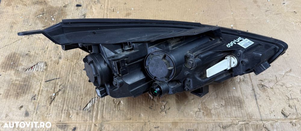 Far stanga HYUNDAI I30 an 2017-2020 cod 92101-G4060 - 5