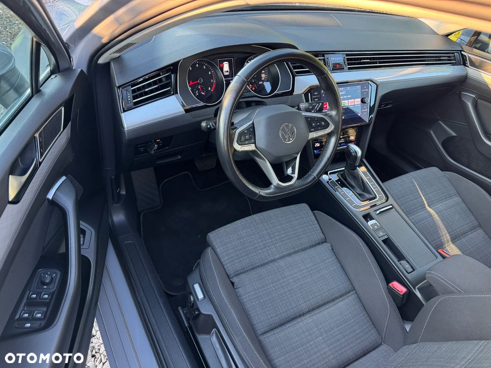 Volkswagen Passat 2.0 TSI Business DSG - 34
