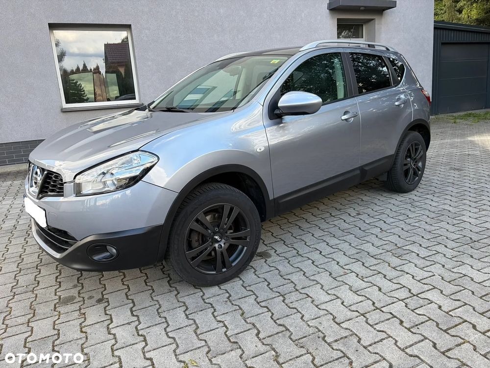 Nissan Qashqai 2.0 4 x 4 tekna - 2