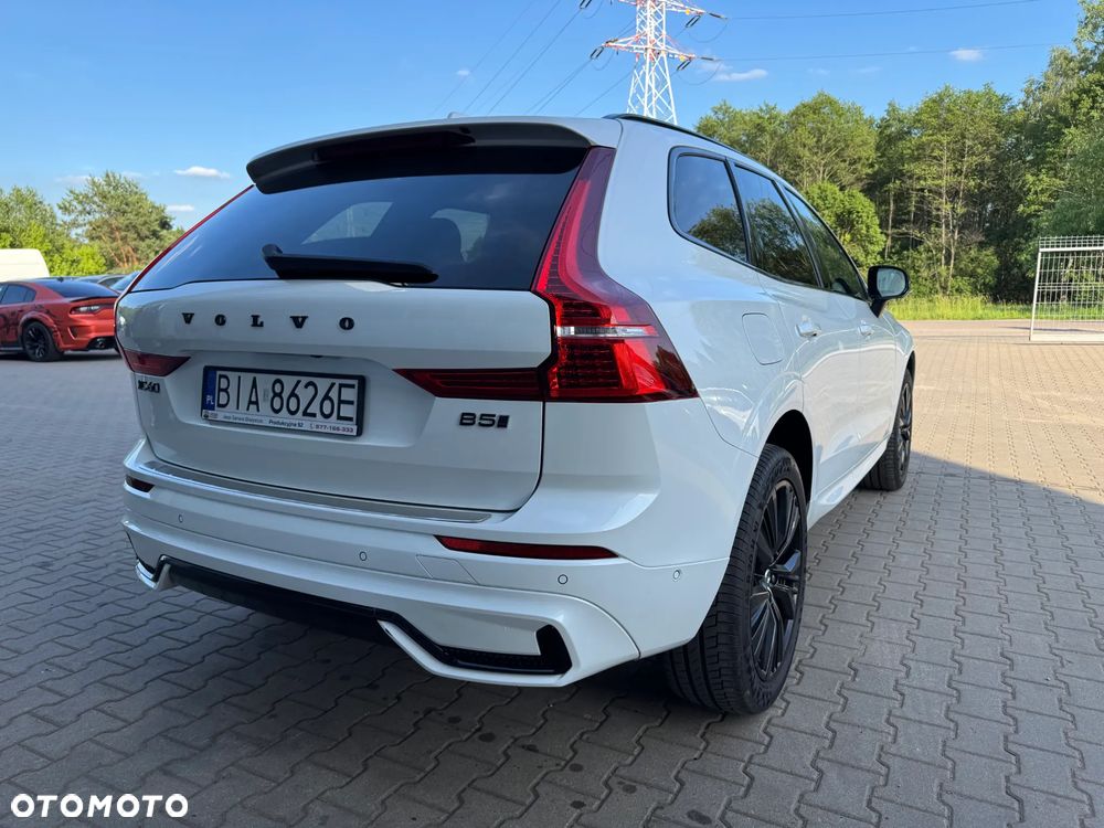 Volvo XC 60 B5 B AWD Plus Dark - 7