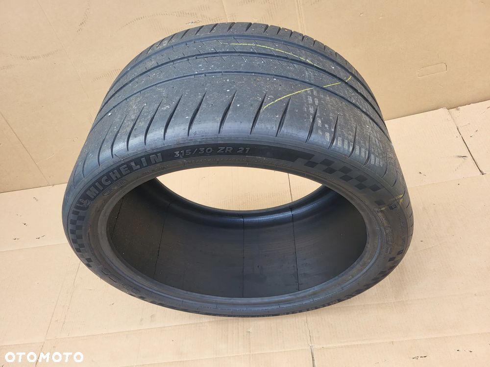 MICHELIN PILOT SPORT CUP 2 NO 315.30.21 105Y - 9