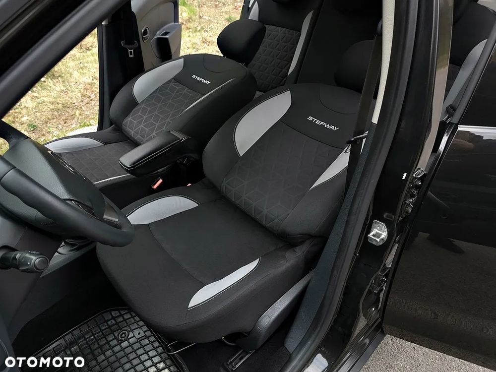 Dacia Sandero Stepway TCe 90 Prestige - 40