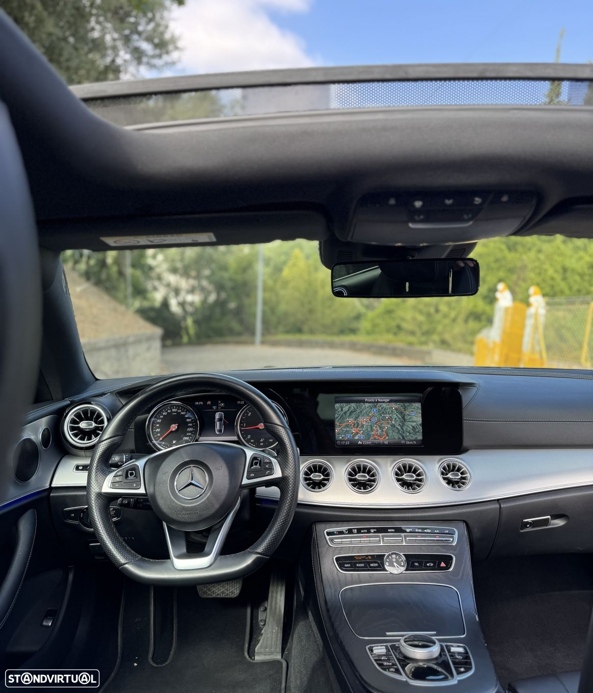 Mercedes-Benz E 220 d AMG Line - 13