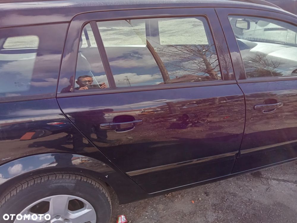 drzwi prawe tył astra h 3 kombi z20r - 1
