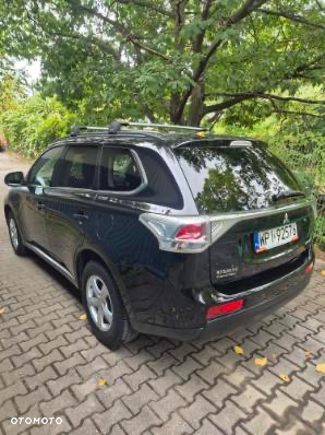 Mitsubishi Outlander 2.2 DID Intense + - 6