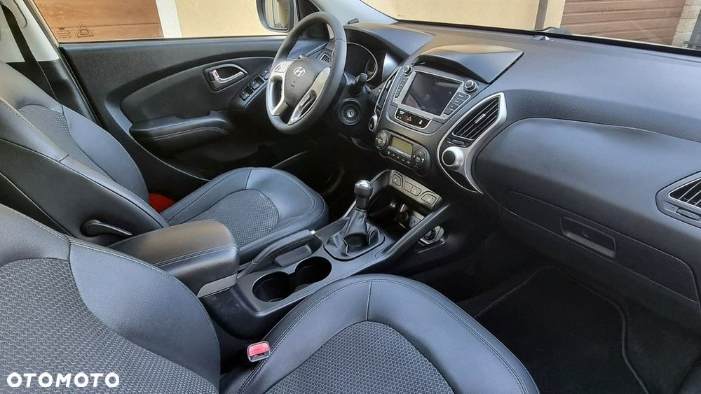 Hyundai ix35 - 12