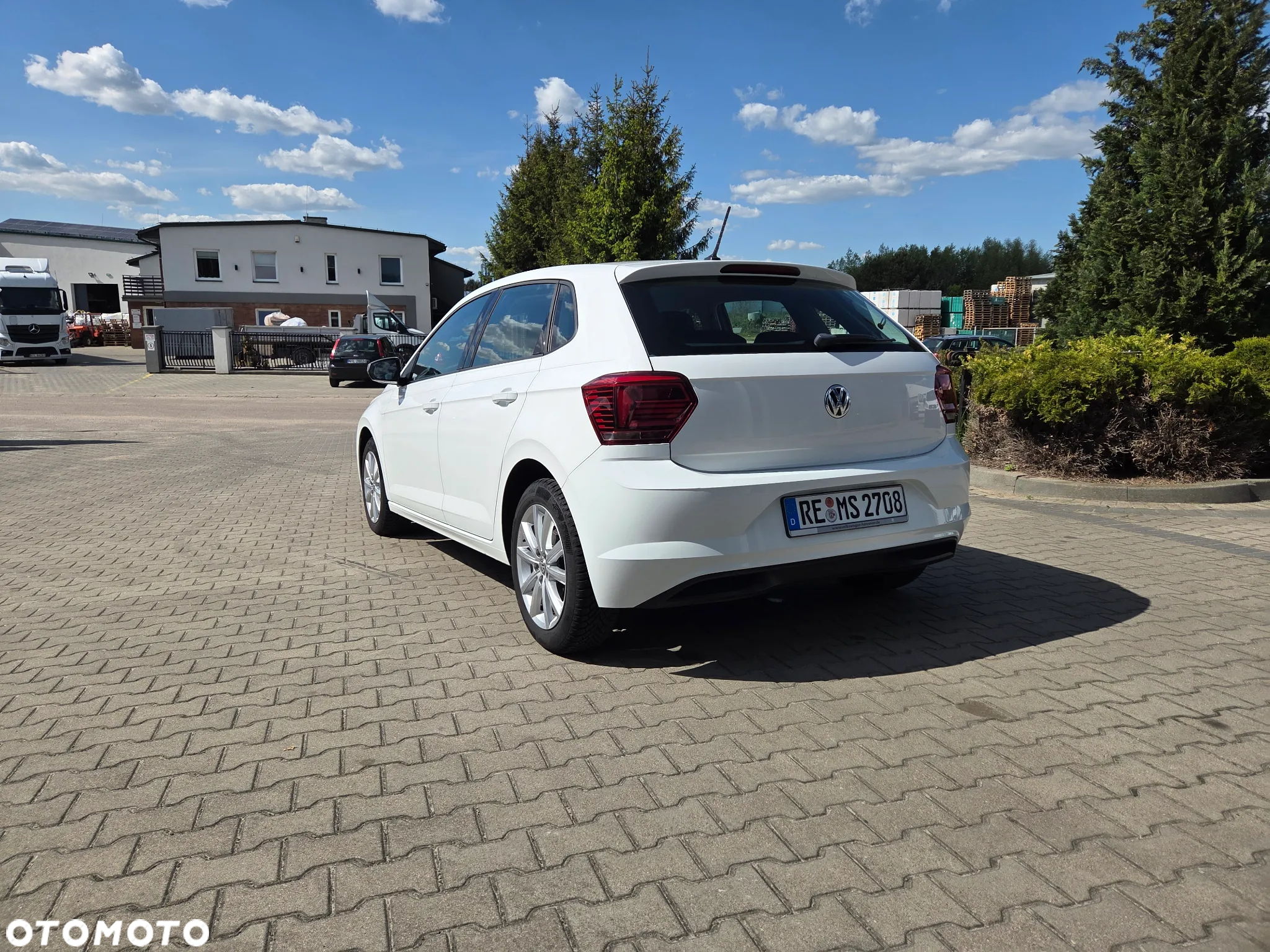 Volkswagen Polo 1.6 TDI SCR Comfortline - 6
