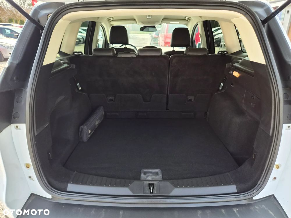 Ford Kuga - 19
