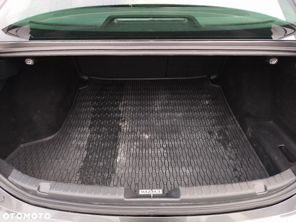 Mazda 3 2.0 mHEV Hikari - 21