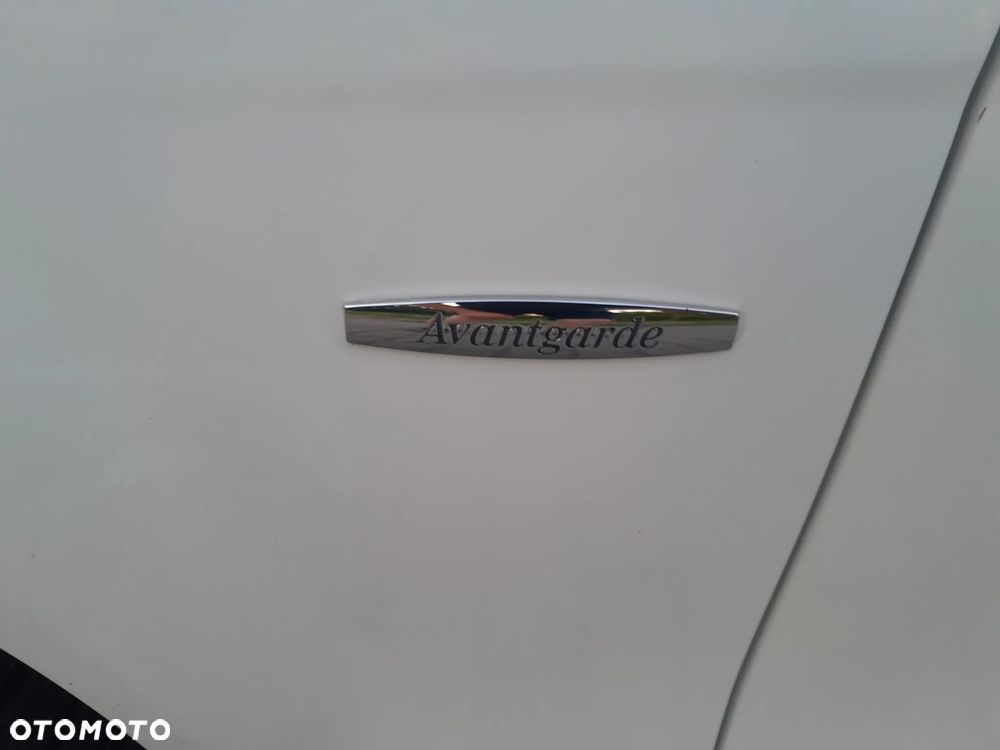 Mercedes-Benz Klasa C 220 CDI DPF Automatik BlueEFFICIENCY Avantgarde - 10