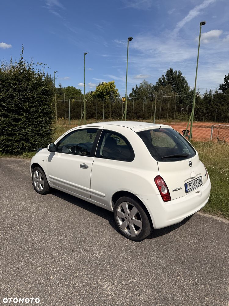 Nissan Micra - 4
