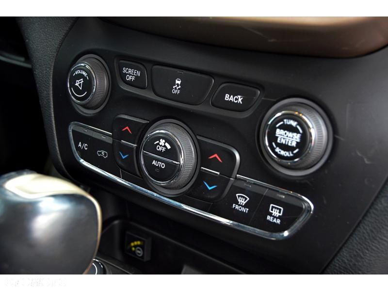 Jeep Cherokee 2.0 T Active Drive I Automatik Limited - 13