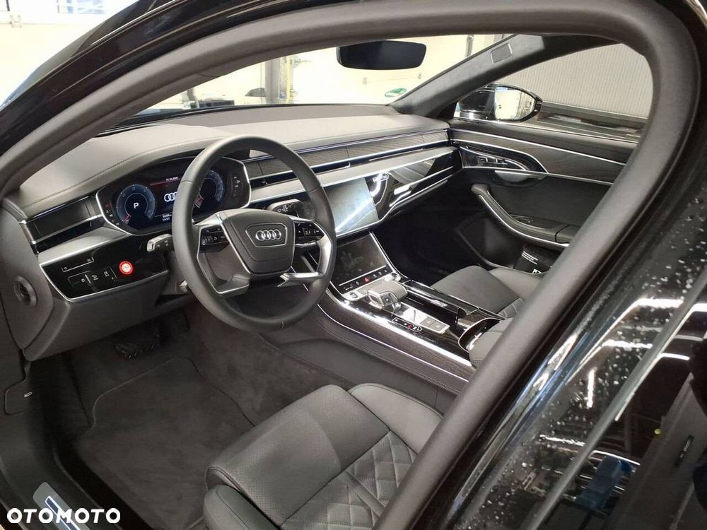 Audi A8 - 14