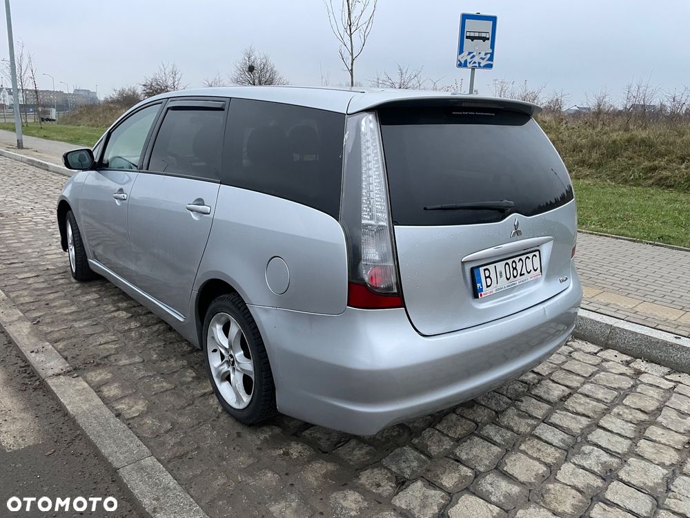 Mitsubishi Grandis 2.0 DID Instyle - 5