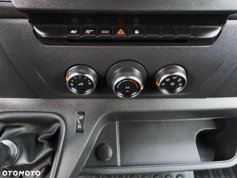 Renault MASTER PLANDEKA WINDA 9 PALET WEBASTO TEMPOMAT LEDY PNEUMATYKA KLIMATYZACJA  165KM - 38