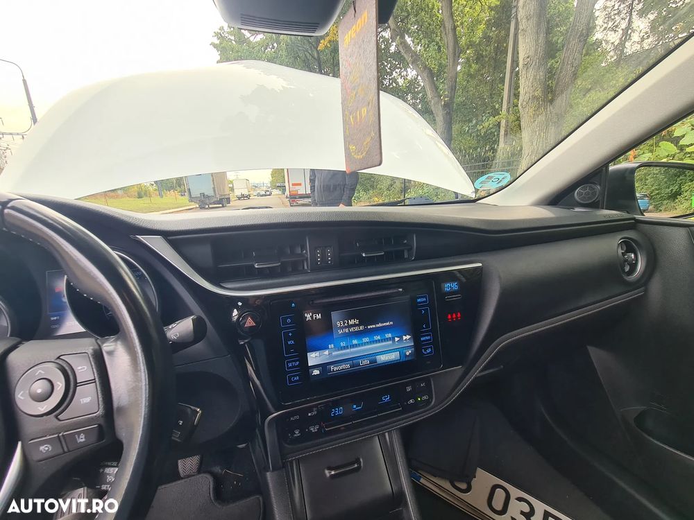 Toyota Auris 1.2 L Turbo Luna - 13