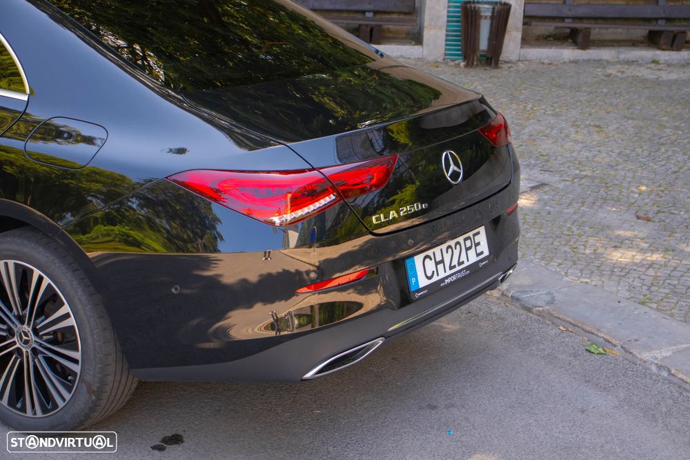 Mercedes-Benz CLA 250 e Progressive - 12