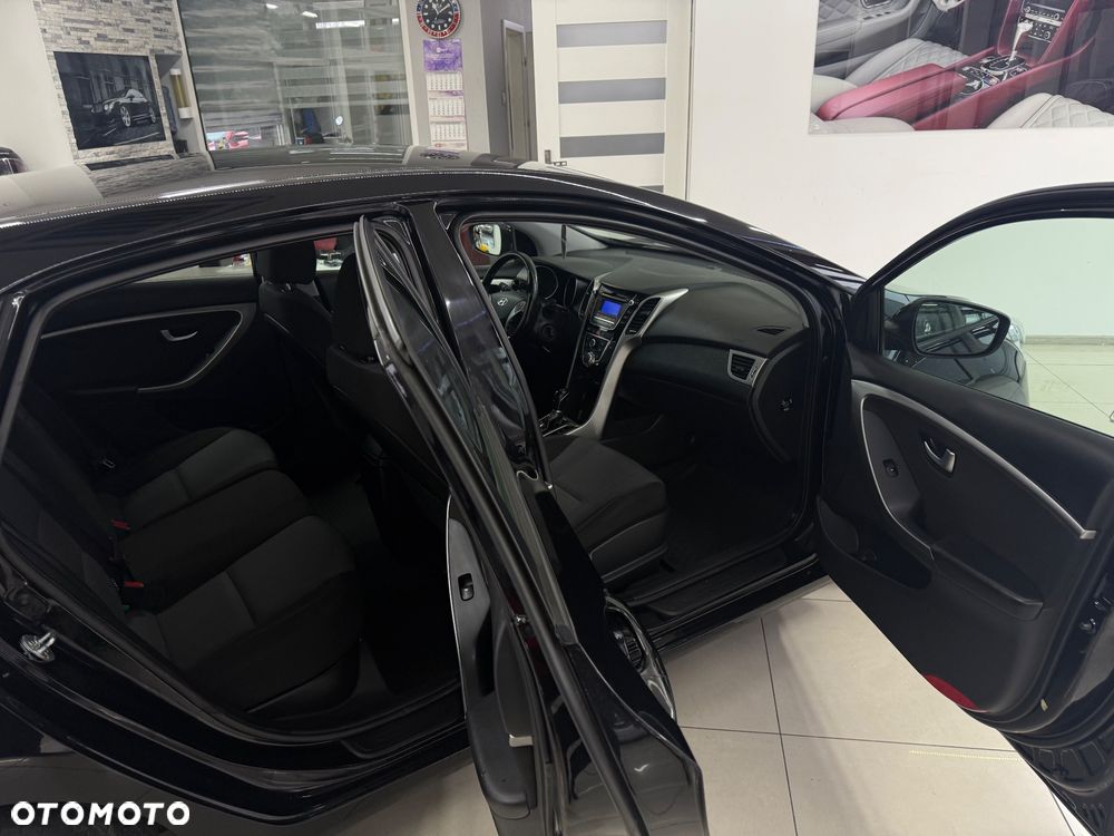 Hyundai i30 1.6 CRDi Style - 26