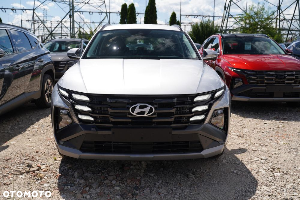 Hyundai Tucson 1.6 T-GDi HEV Smart 2WD - 2