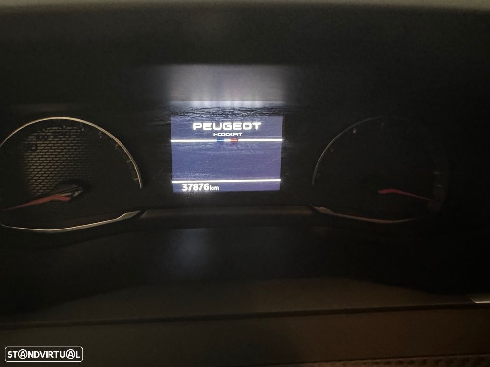 Peugeot 2008 1.2 PureTech Active Pack - 19