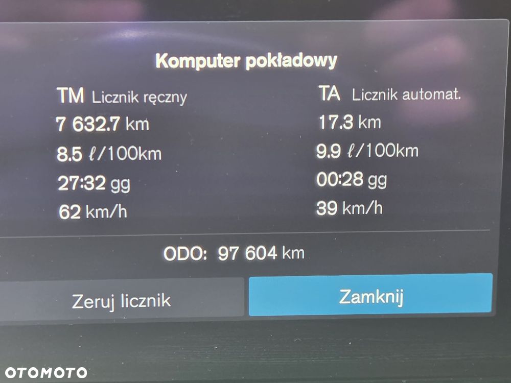 Volvo XC 60 B5 B AWD Plus Dark - 30