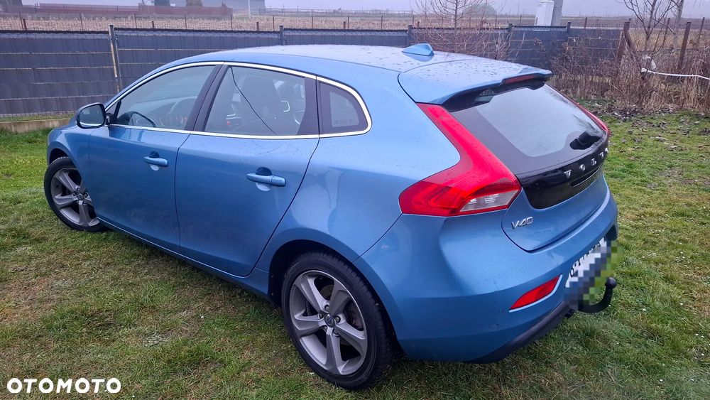 Volvo V40 D2 You - 3