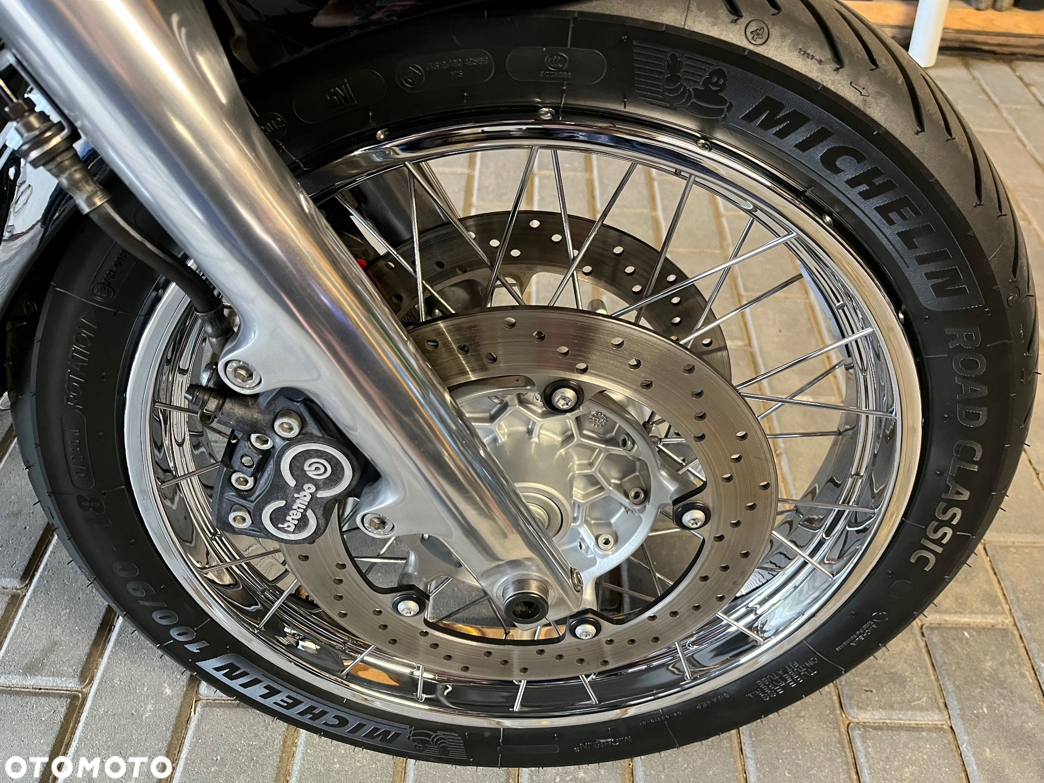 BMW R - 18