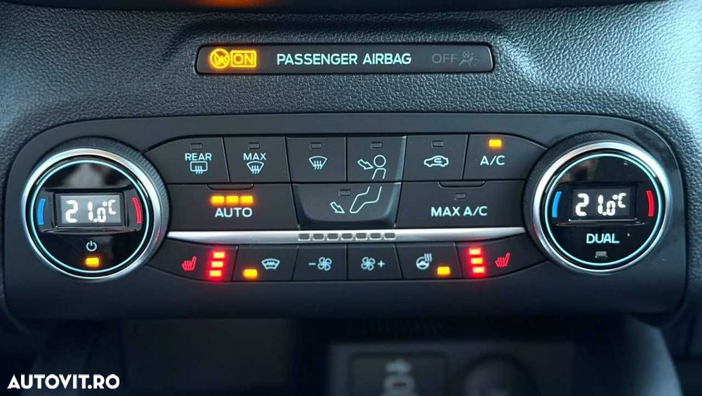 Ford Kuga - 25
