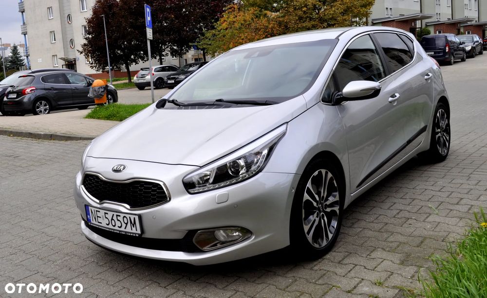 Kia Ceed 1.6 CRDi 128 Platinum Edition - 15
