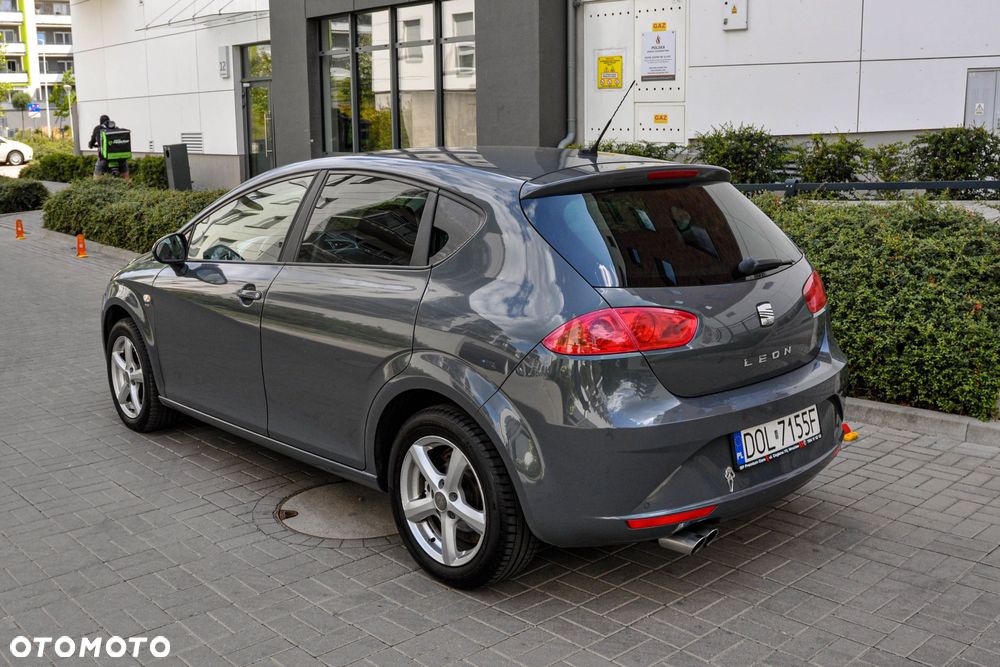 Seat Leon 1.8 TSI Style DSG - 3