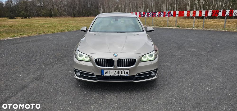 BMW Seria 5 530d xDrive Luxury Line - 4