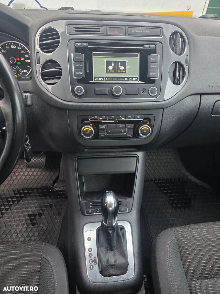 Volkswagen Tiguan 2.0 TDI DPF 4Motion BlueMotion Technology DSG Track & Field - 6