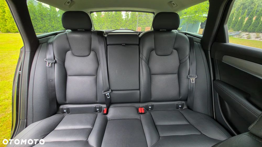 Volvo V90 T6 Recharge AWD Core - 25