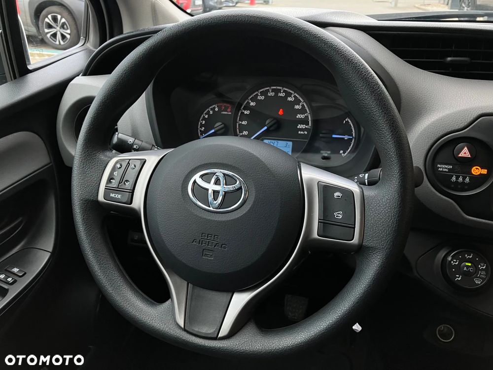Toyota Yaris 1.5 Active - 16