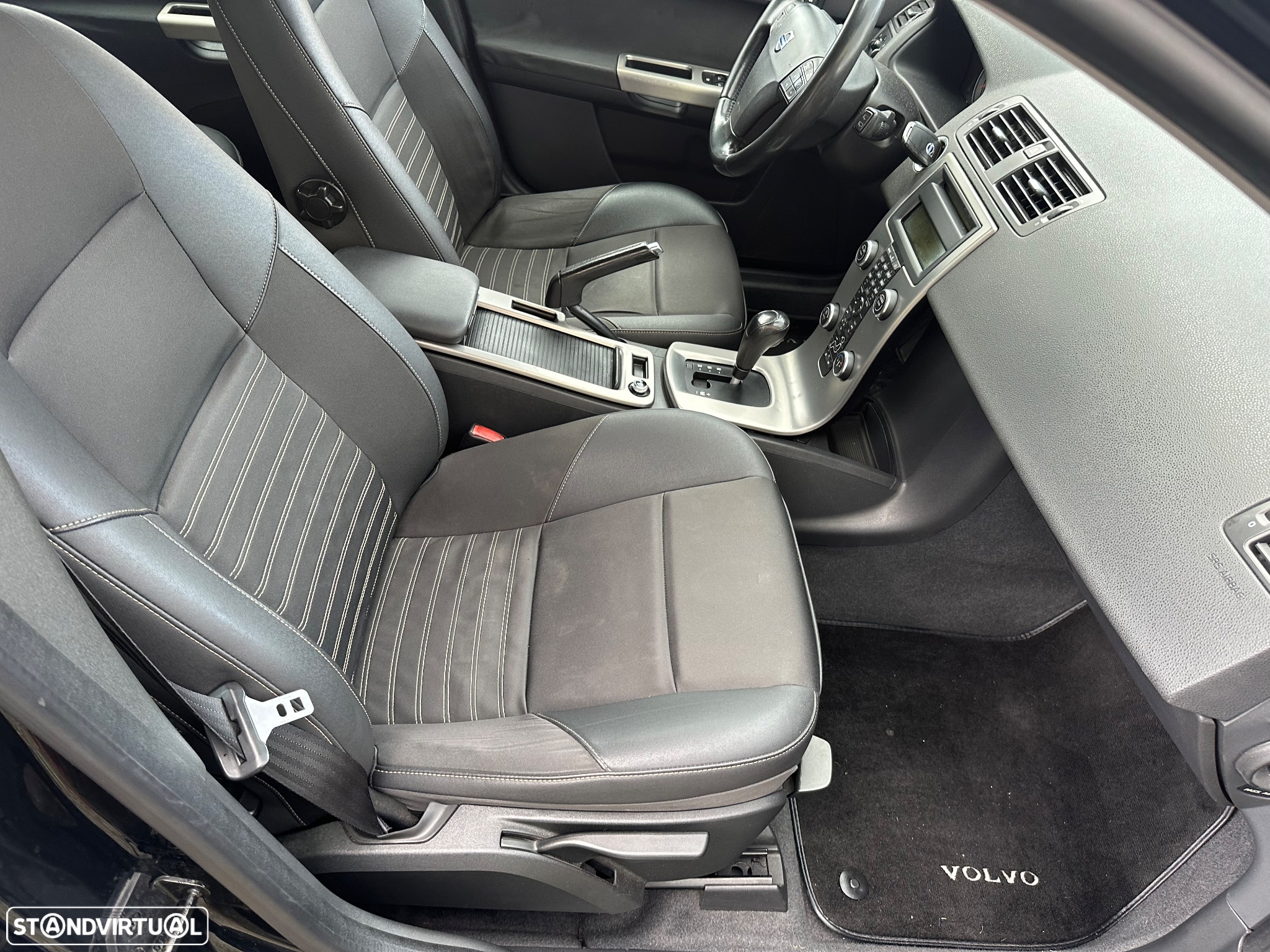 Volvo V50 2.0 D Summum Powershift - 25