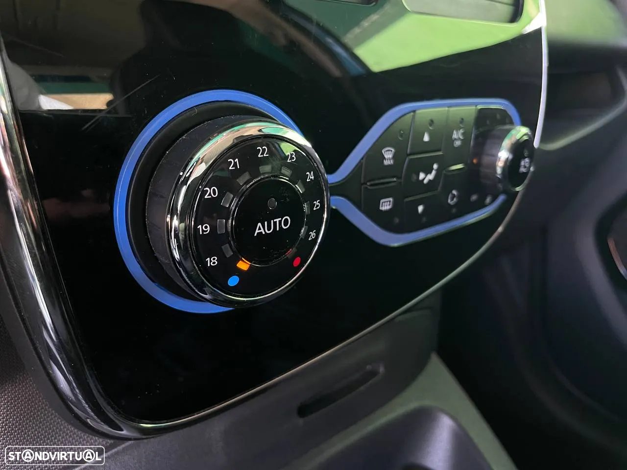 Renault Zoe (c/ Bateria) 41 kwh Intens - 13