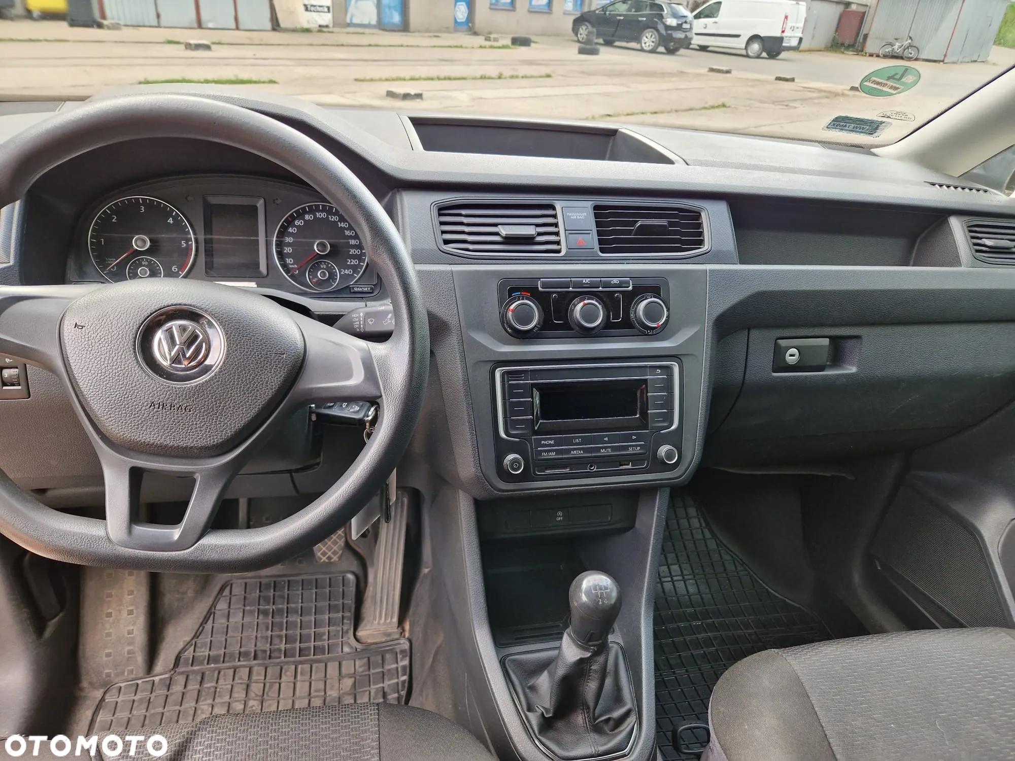 Volkswagen CADDY - 25