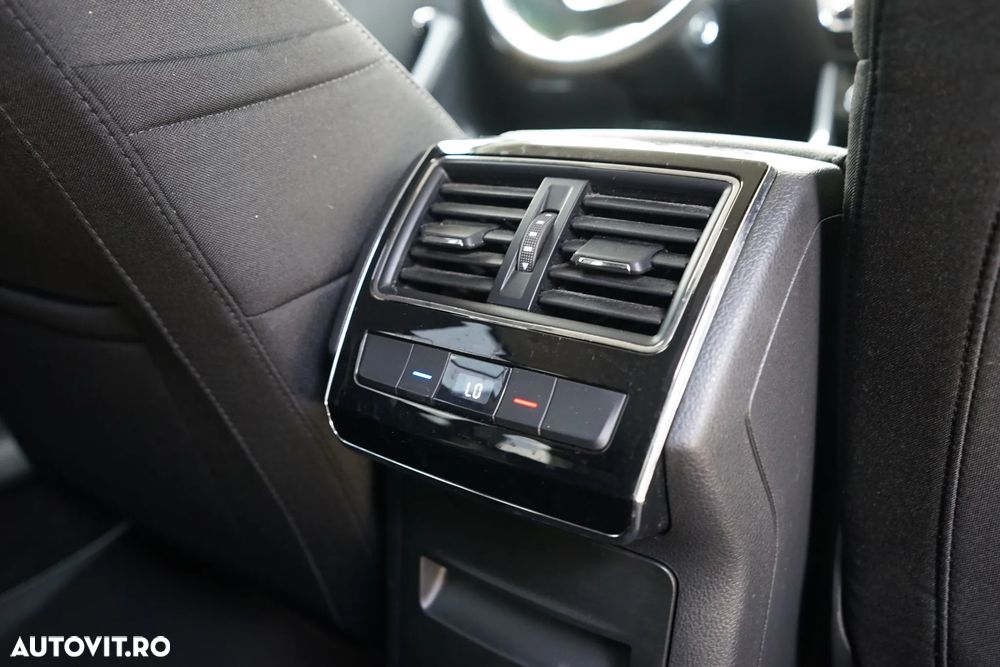 Skoda Superb 2.0 TDI DSG Style - 28