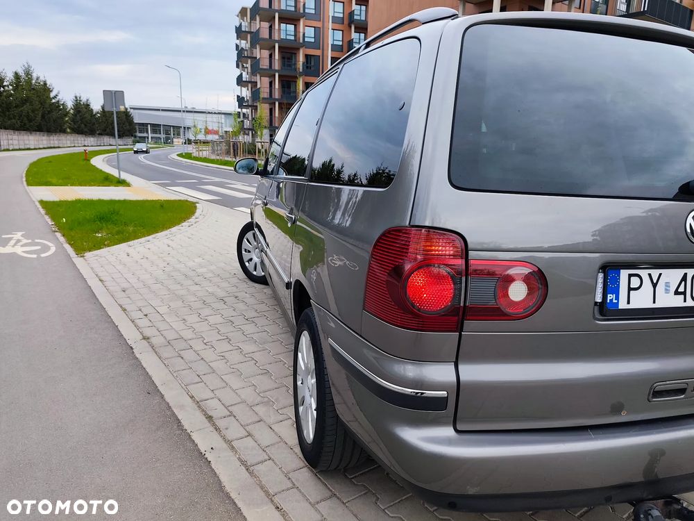 Volkswagen Sharan 1.9 TDI Automatik Exclusive Edition - 7