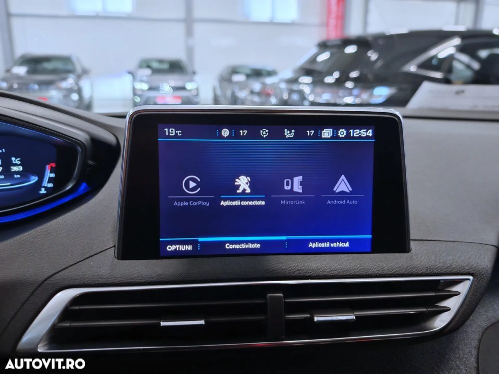 Peugeot 3008 PureTech 130 Stop & Start GPF EAT8 Allure Business-Paket - 17