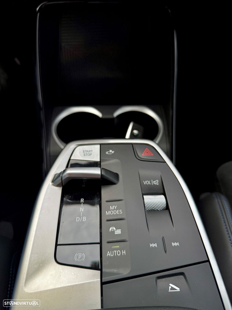 BMW iX2 xDrive30 Pack Desportivo M Pro - 19