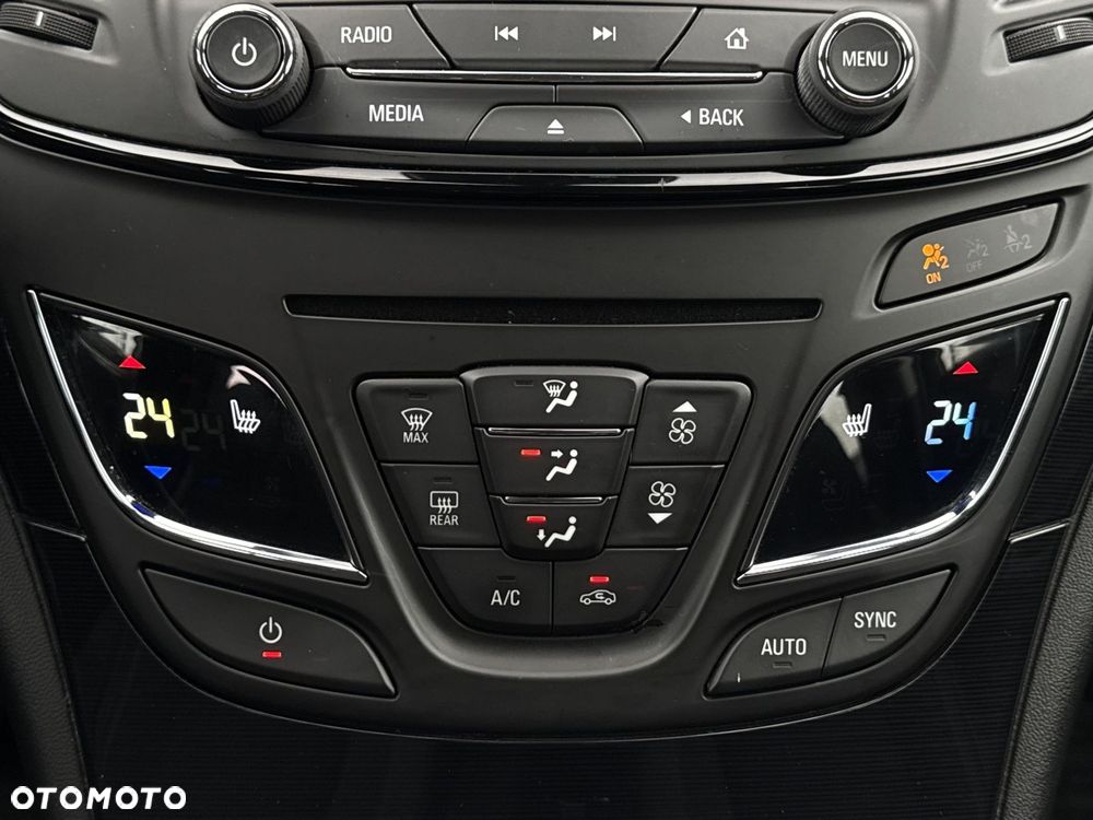 Opel Insignia 2.0 CDTI Cosmo - 16