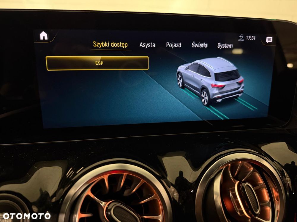 Mercedes-Benz GLA 250 AMG Line - 27