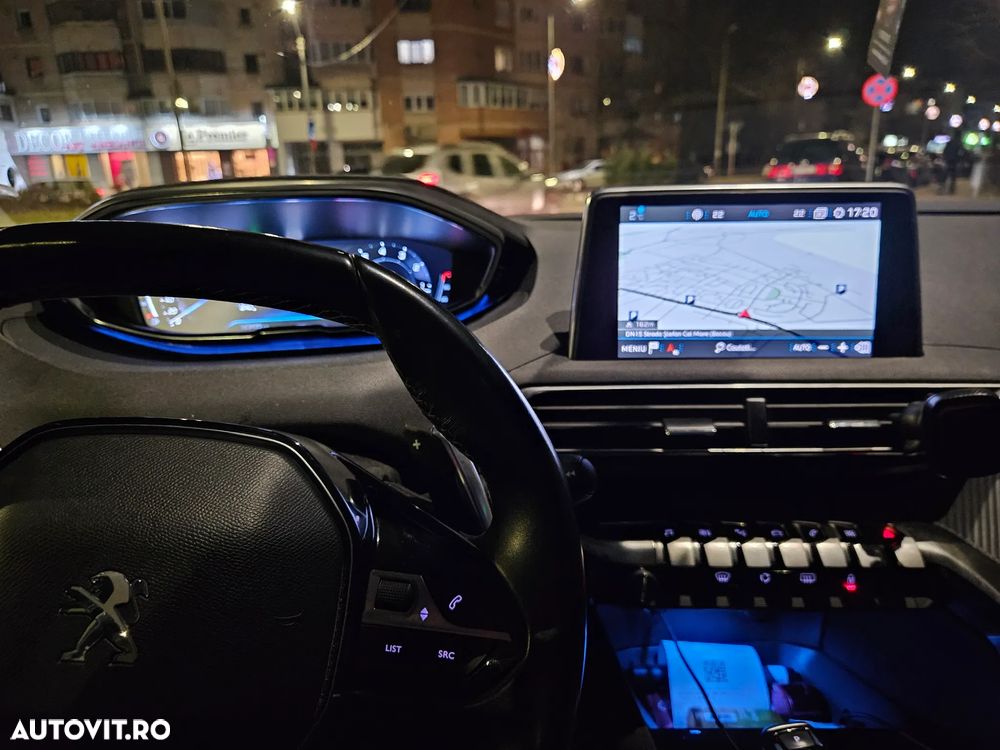 Peugeot 3008 PureTech 130 Stop & Start GPF EAT8 Allure - 13