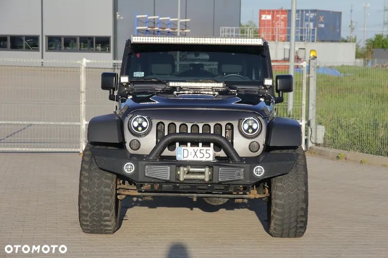 Jeep Wrangler - 8