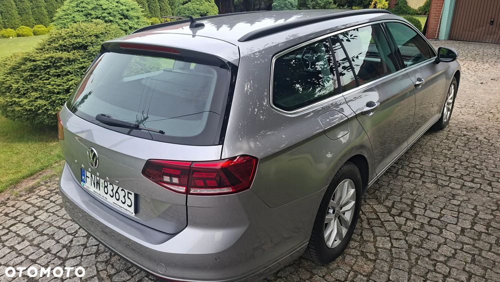 Volkswagen Passat 2.0 TDI EVO Business DSG - 10